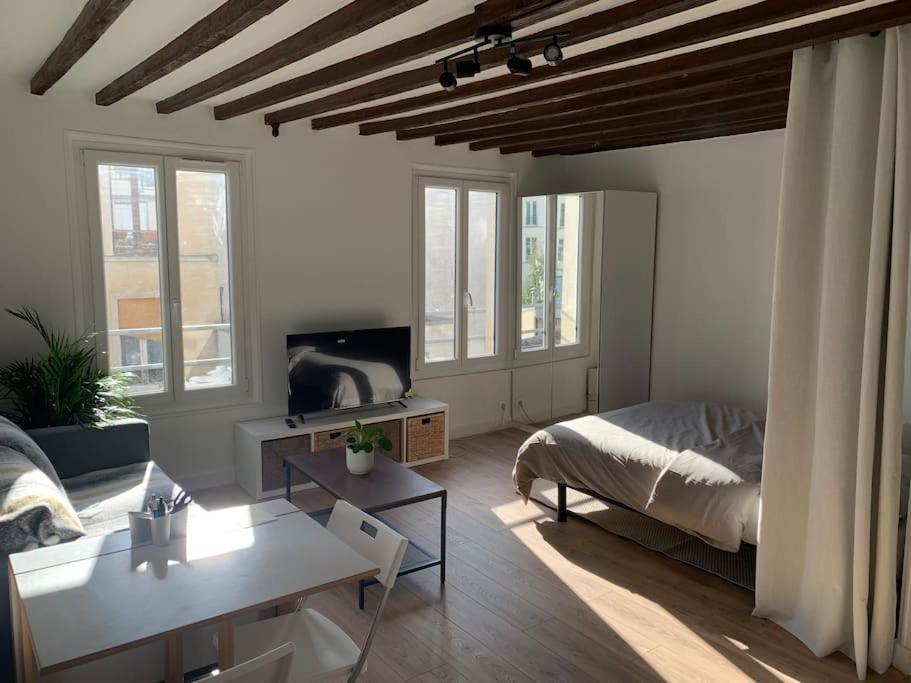 Studio Lumineux, Refait A Neuf, Metro Jourdain Παρίσι Εξωτερικό φωτογραφία