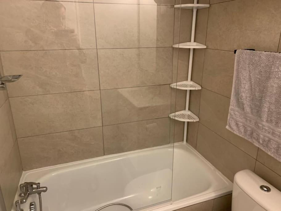 Studio Lumineux, Refait A Neuf, Metro Jourdain Παρίσι Εξωτερικό φωτογραφία